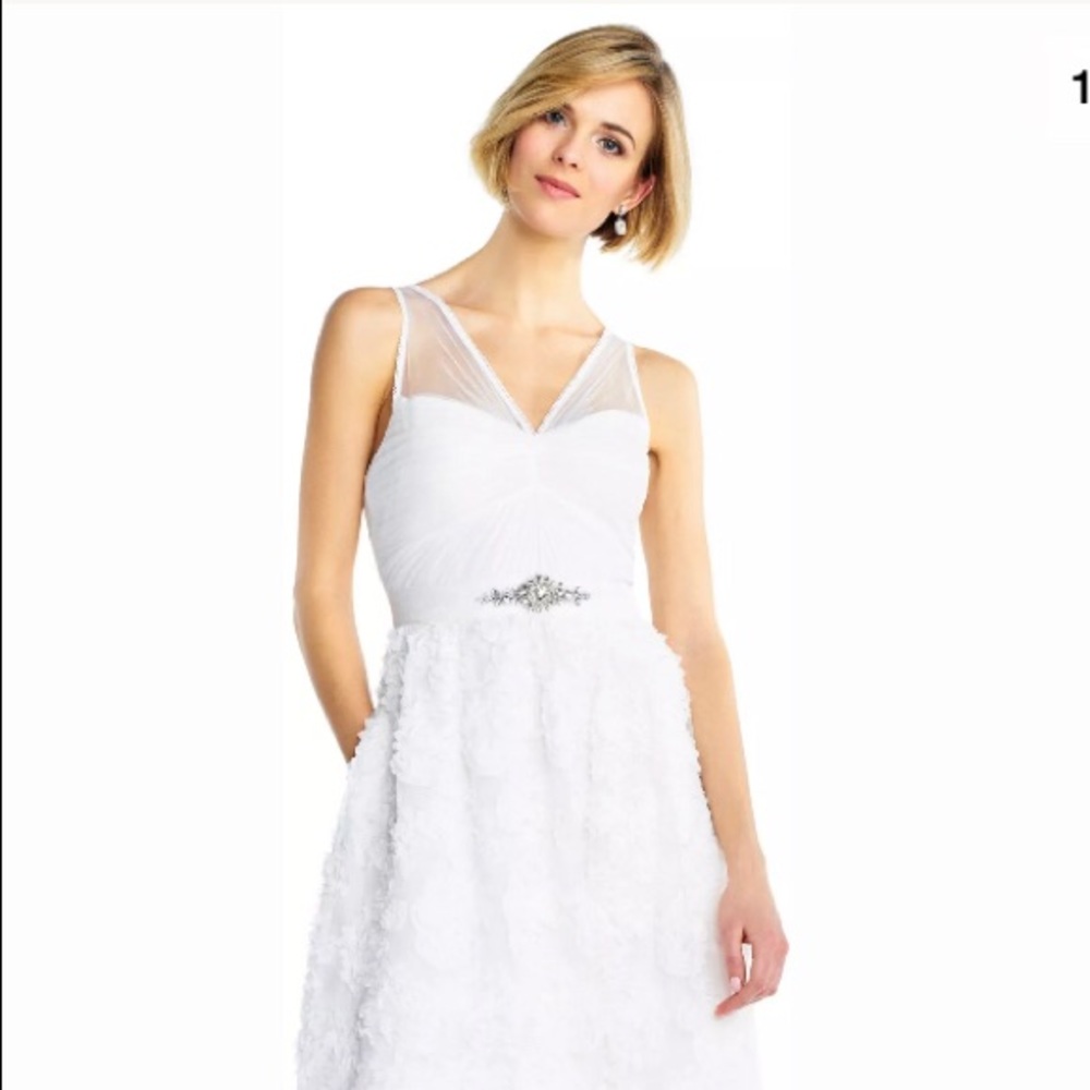 Adrianna Papell White Gown Size 8